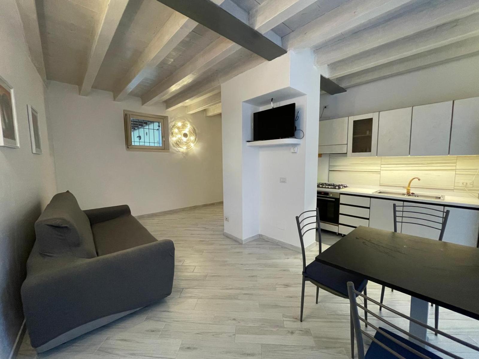 Dimora San Giulio Apartment Bonate Sotto Exterior photo